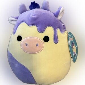 Nwt 8" Benito the blueberry cow squishmallow